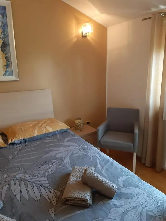 Charming Sunshine Home Πούλα