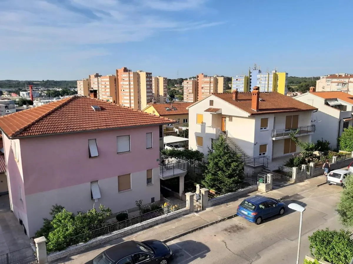 Charming Sunshine Home Πούλα 0*,  Κροατία
