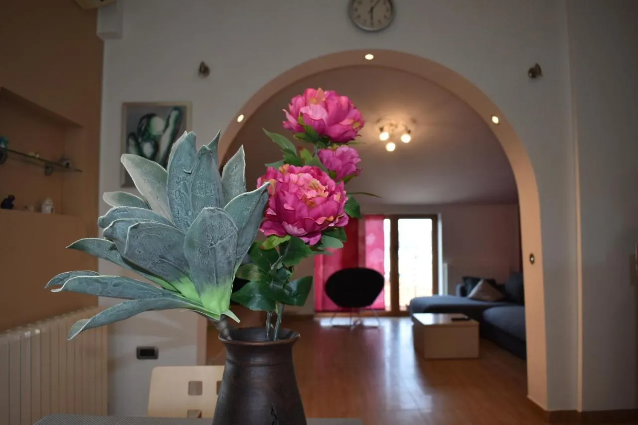 Διαμέρισμα Charming Sunshine Home Πούλα Κροατία