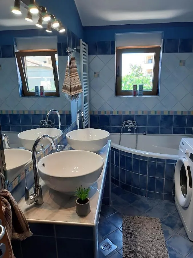 Charming Sunshine Home Πούλα Κροατία