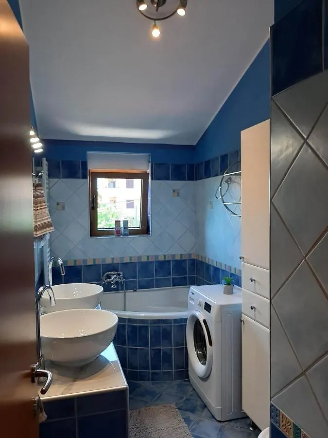 Charming Sunshine Home Πούλα